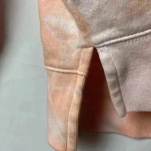 VICTORIA SECRET PINK SOFT CREW SWEATSHIRT WOMENS SIZE XS PEACH AND PINK TYE DYE - Picture 4 of 11